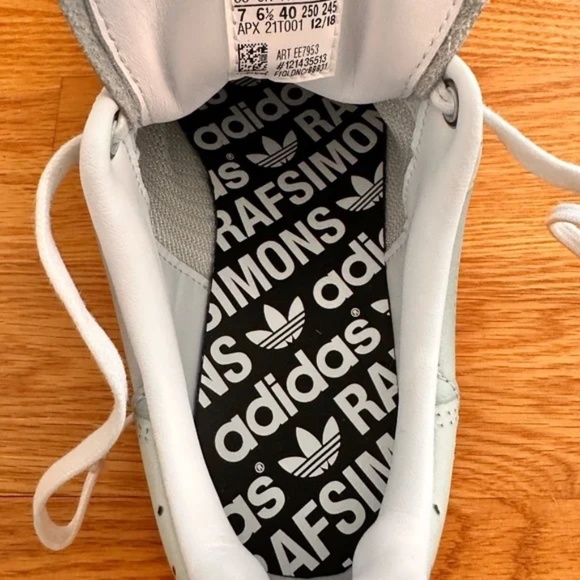 adidas by Raf Simons Torsion Stan Sneaker (7/40) - Picture 9 of 15